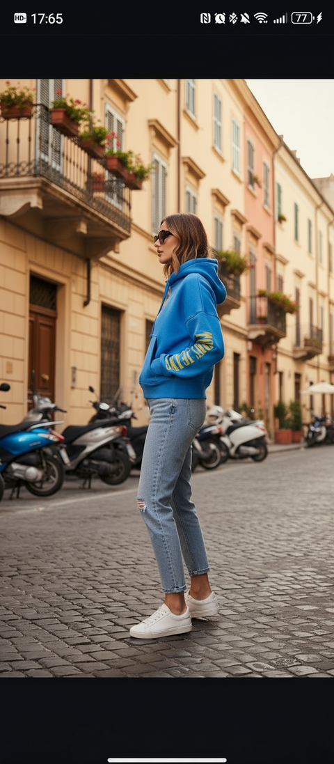 KAPİŞONLU SWEATSHIRT