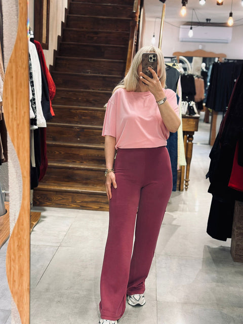 Pembe Tişört